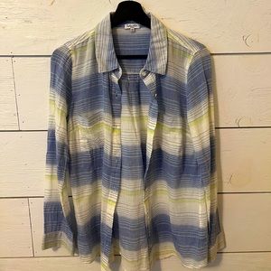 Splendid brand women’s button up shirt, Small